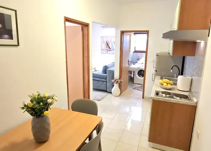 Apartments Kresan Soline